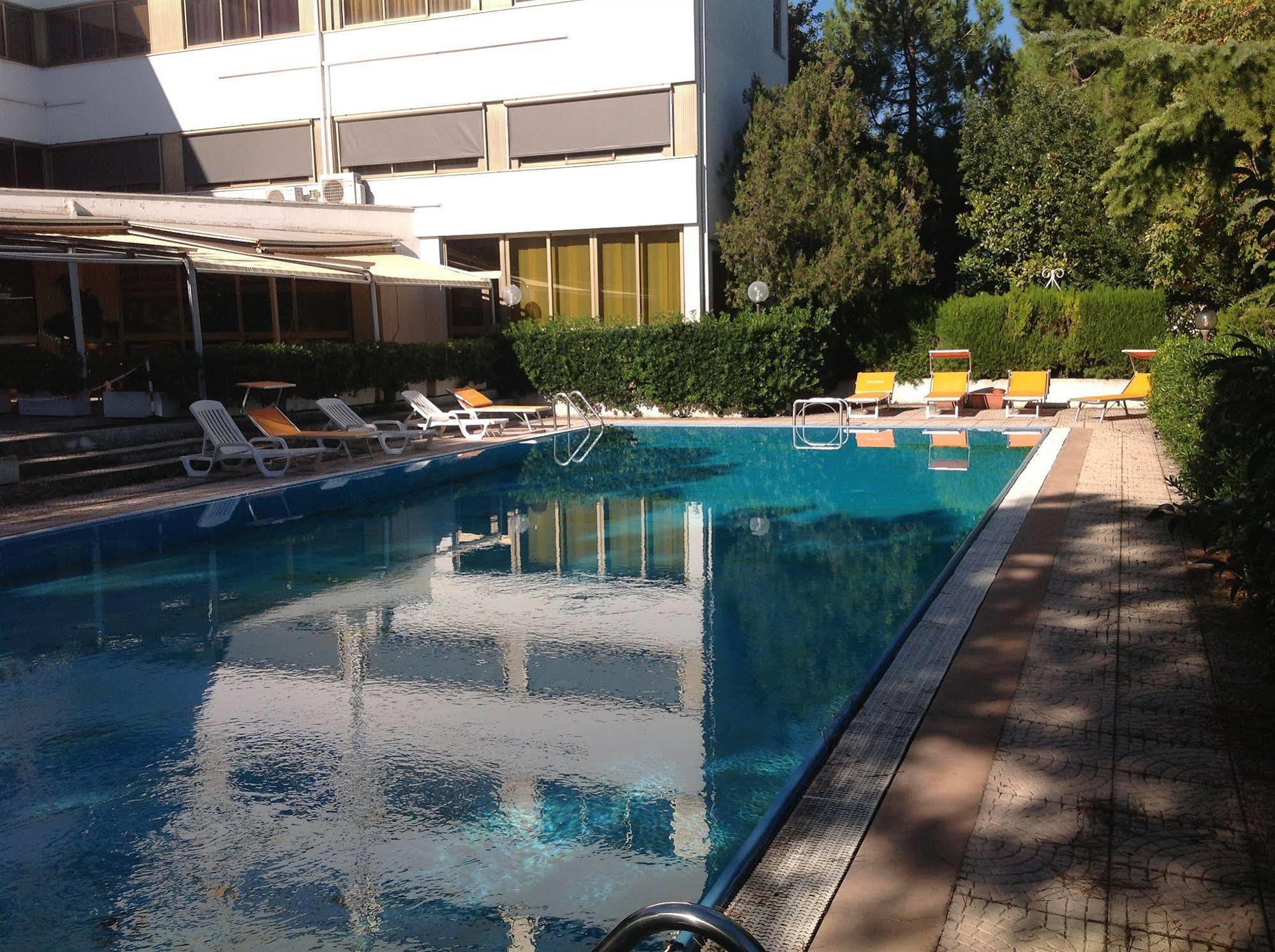 לנצ'יאנו Hotel Anxanum מראה חיצוני תמונה